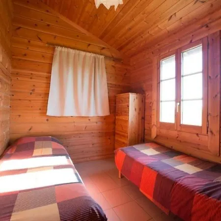 House Les Chalets De Grazimis * Condom