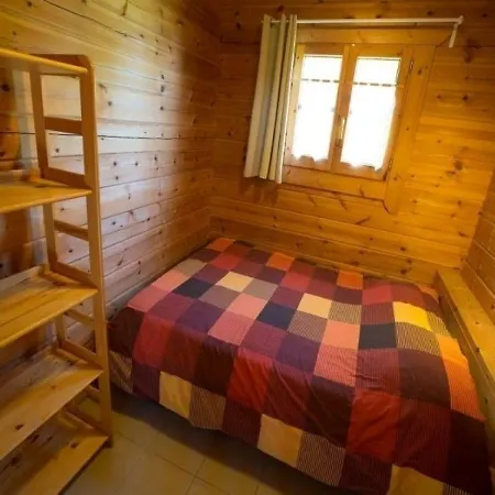 Сasa de vacaciones House Les Chalets De Grazimis Condom